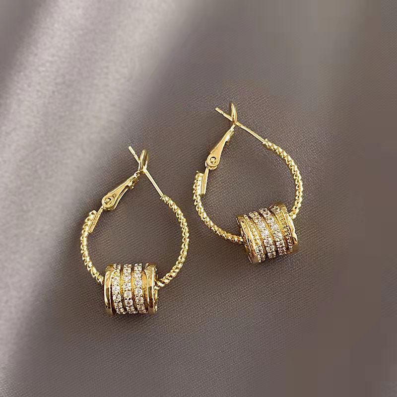 2021 new pattern senior Light extravagance Gold-plated Ear Studs summer personality Sense of design Earrings Waistline Earrings