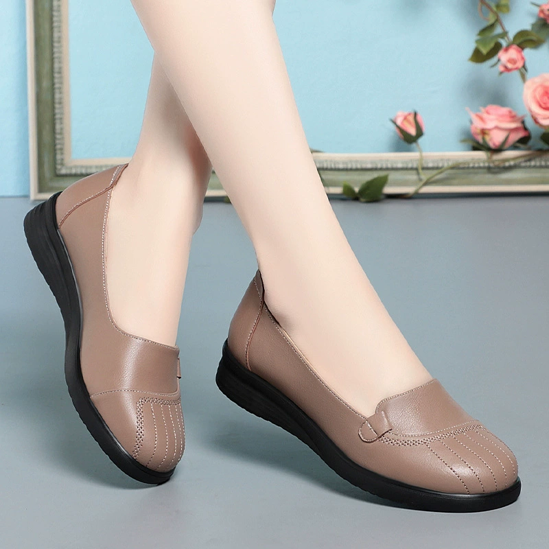 Women’s leather slip‑on shoes, soft sole, comfortable for middle age, autumn, sizes 35–41