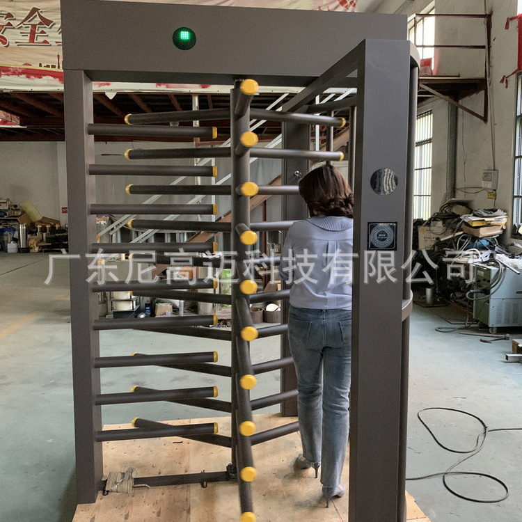 不锈钢烤漆防尾随全高转闸 车站景区单向闸门工厂 弧形栅栏旋转门