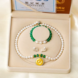 翡翠项饰;翡翠手饰;天然珍珠项饰