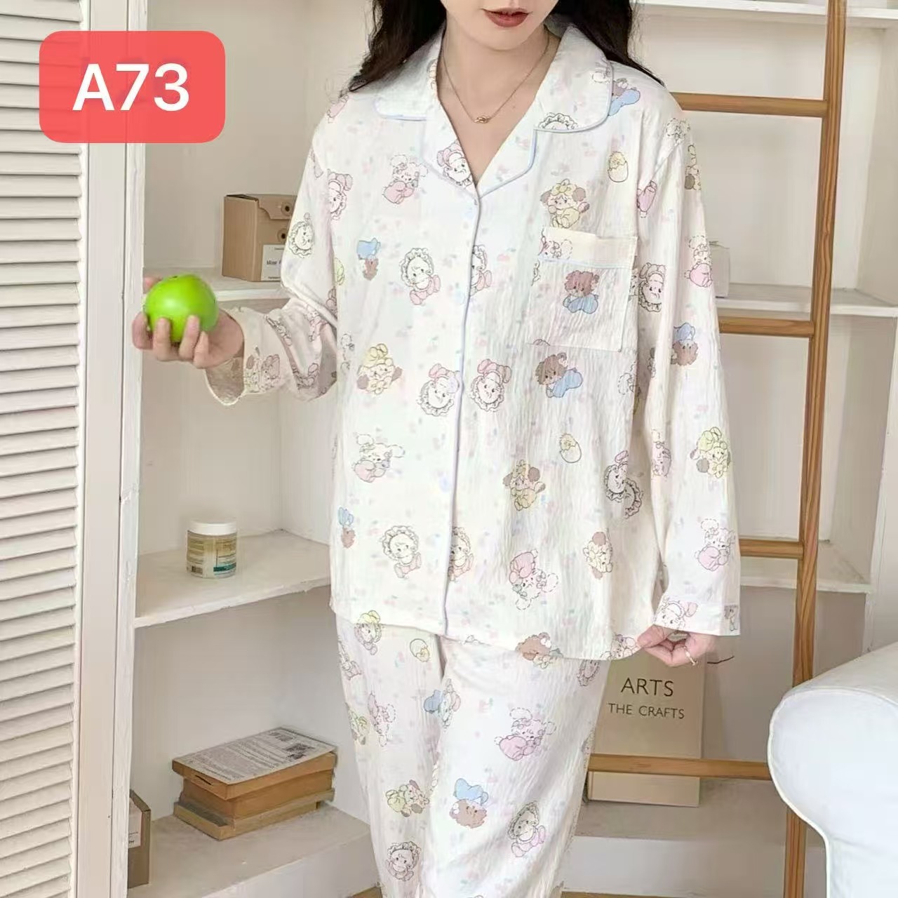 Algodón nublado al por mayor transfronterizo nuevo pijama de niña pantalones de manga larga delgados dulces dibujos animados impresión de ropa para el hogar set