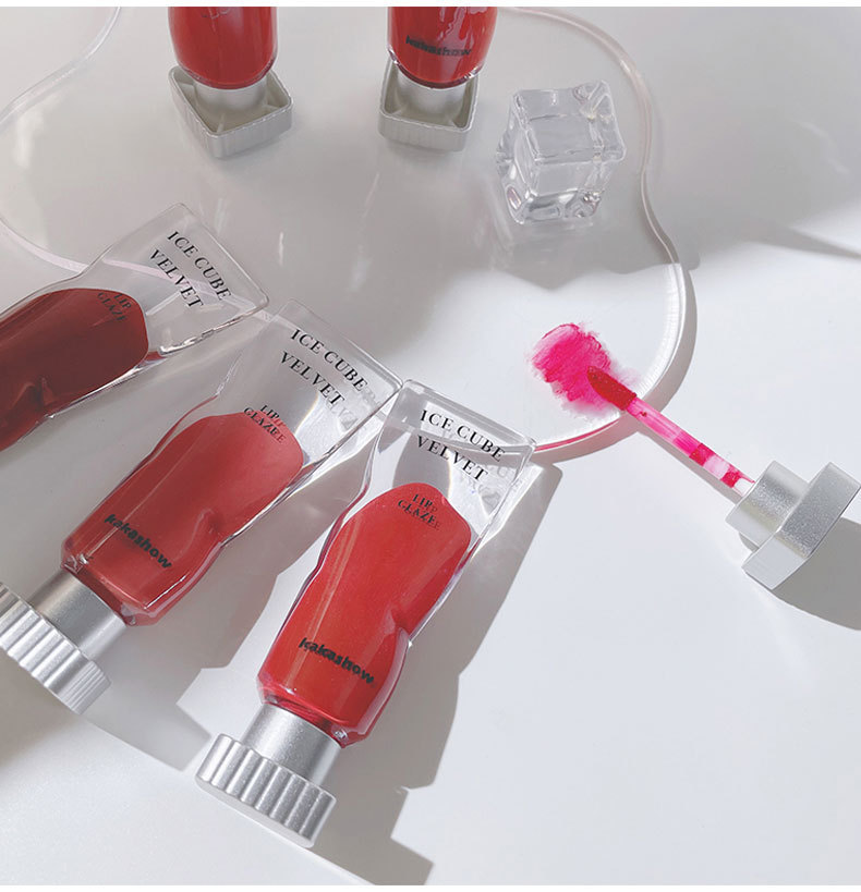 kakashow Transparent Pigment ice Cube Velvet Lip Gloss matte Lipstick Lip gloss is pure, aiming to make the skin look fairer and less likely to stain the rim of the glass undefined
