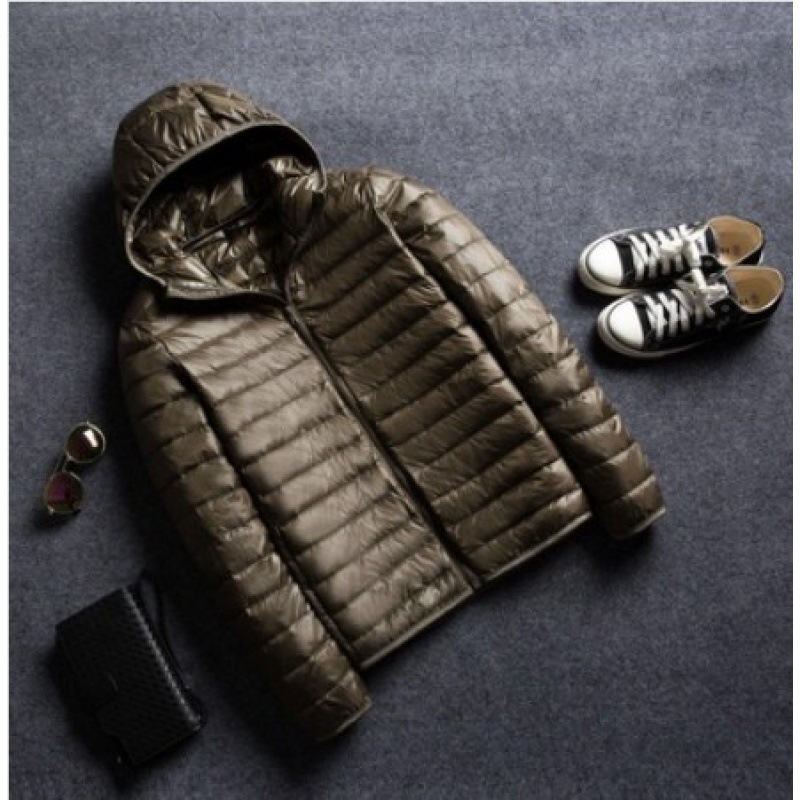 Chaqueta de algodón ligera para hombre — con capucha, corta, moderna, invierno 2025, estilo comercio exterior