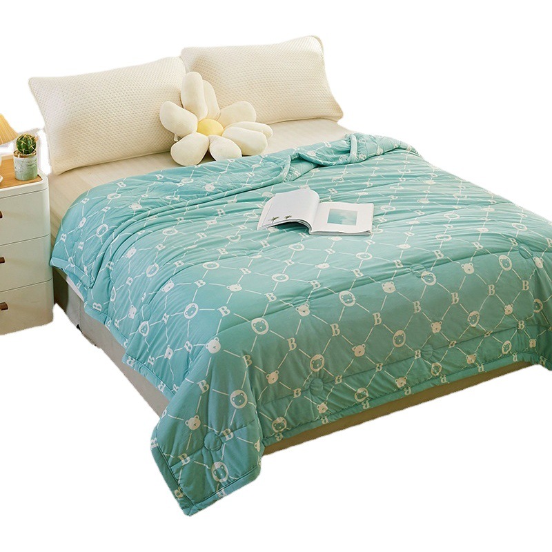 Summer Company Event Sales Summer Quilt with Gift Box Air Conditioning Quilt Opening Promotion Gift Cool Silk Summer Cooling Quilt