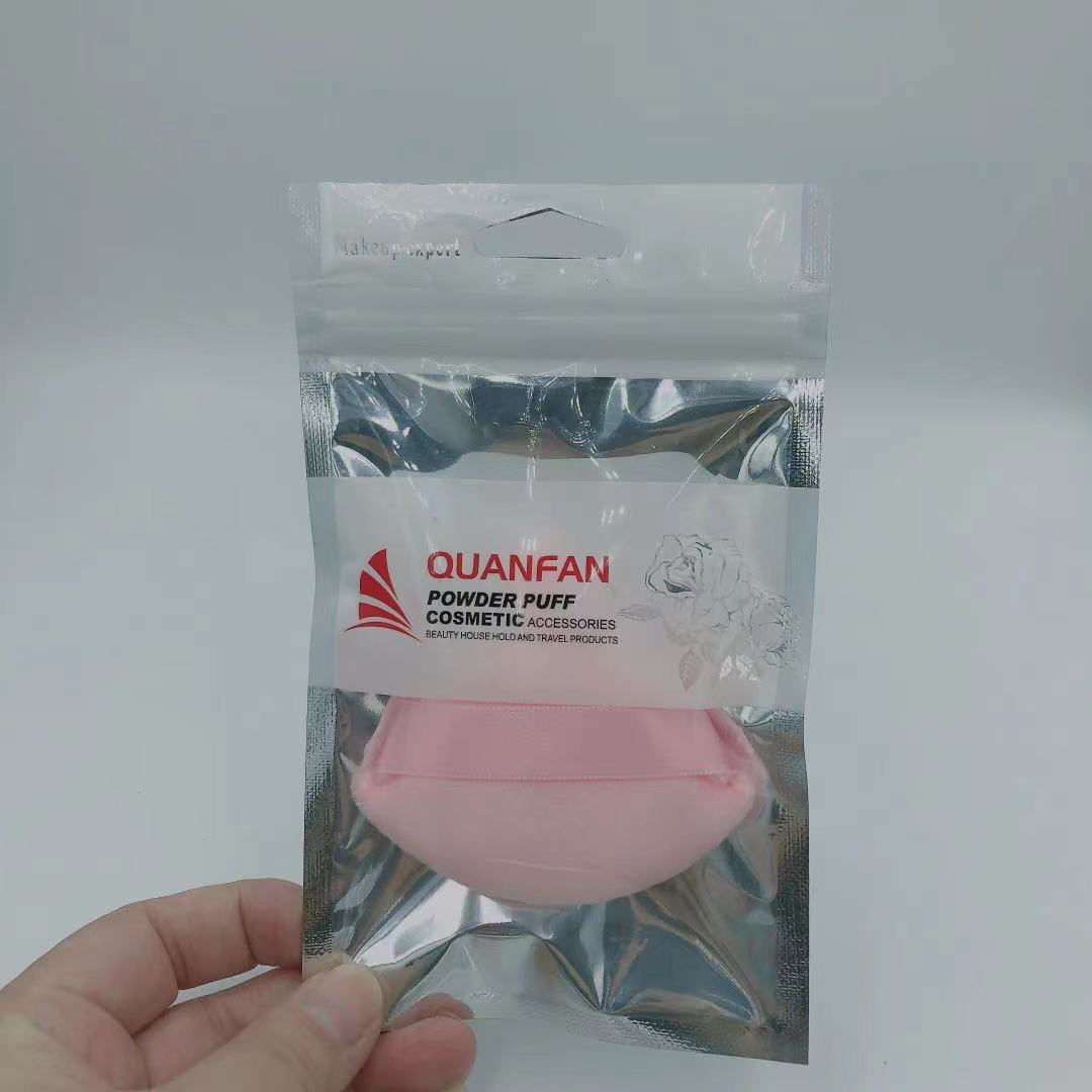 Nuevo triángulo negro soplo de polvo seco en forma de abanico de soplo de maquillaje soplo de polvo de miel mojado y seco herramientas de maquillaje de doble uso transfronterizo exclusivo