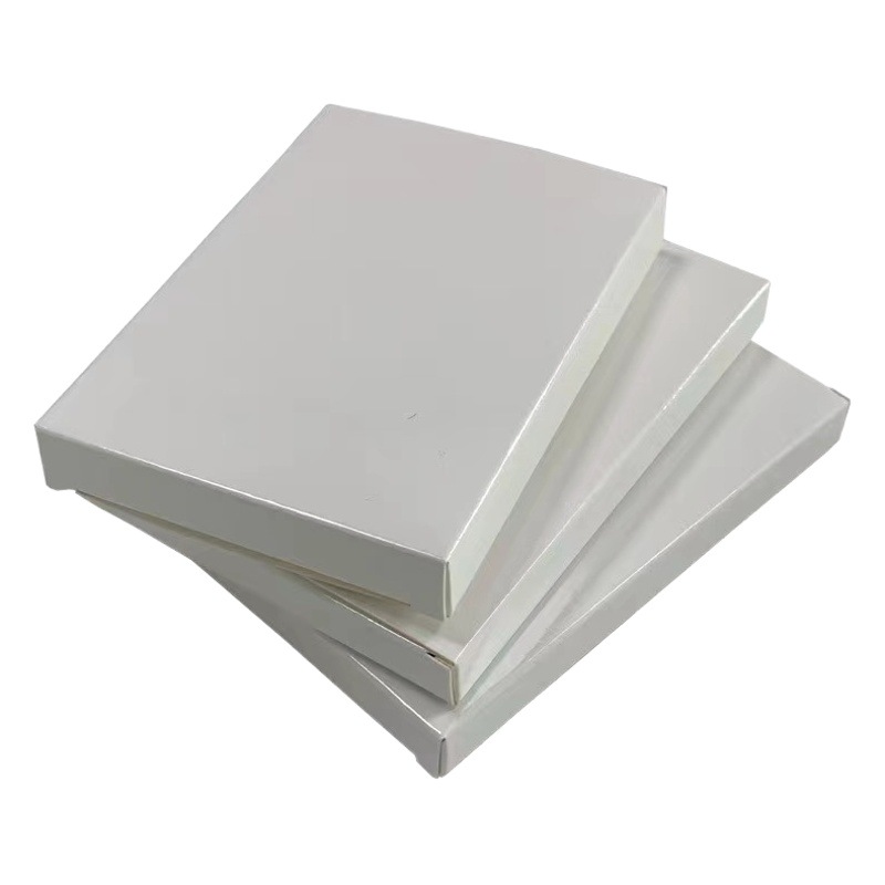 En stock caja blanca rectangular caja de cartón blanco caja de embalaje transfronteriza caja de cartón plegable pegamento ligero caja blanca impresión en color caja de avión
