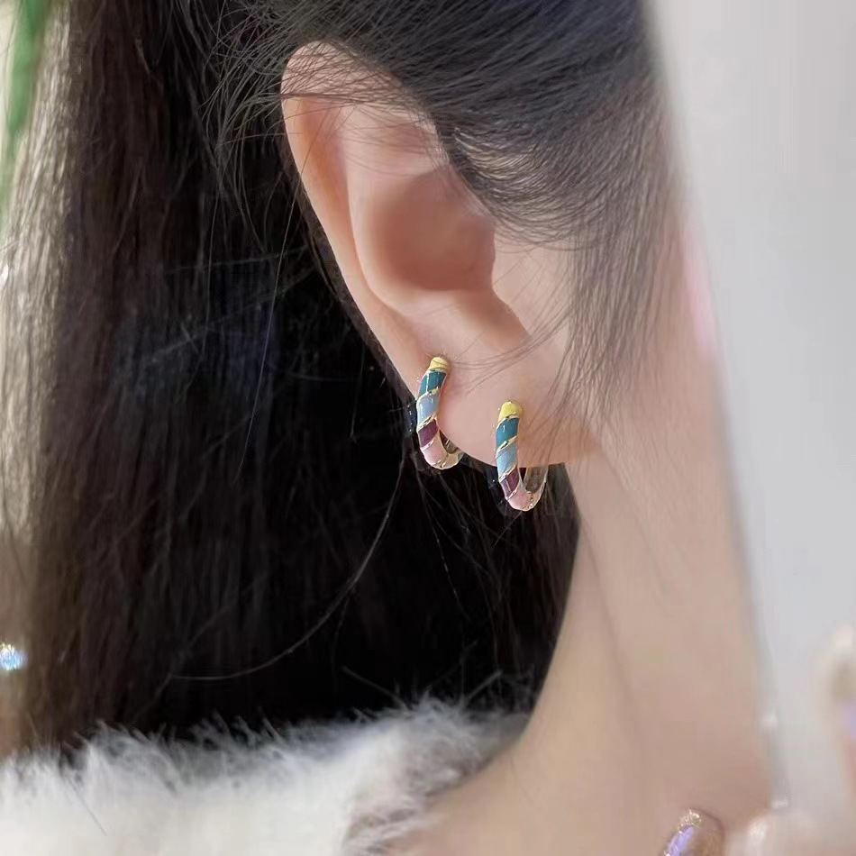 Retro Niche Design Enamel Colorful Drip Glaze High-End Fashion Earrings for Women, Versatile and Stylish Colorful Hoop Earrings