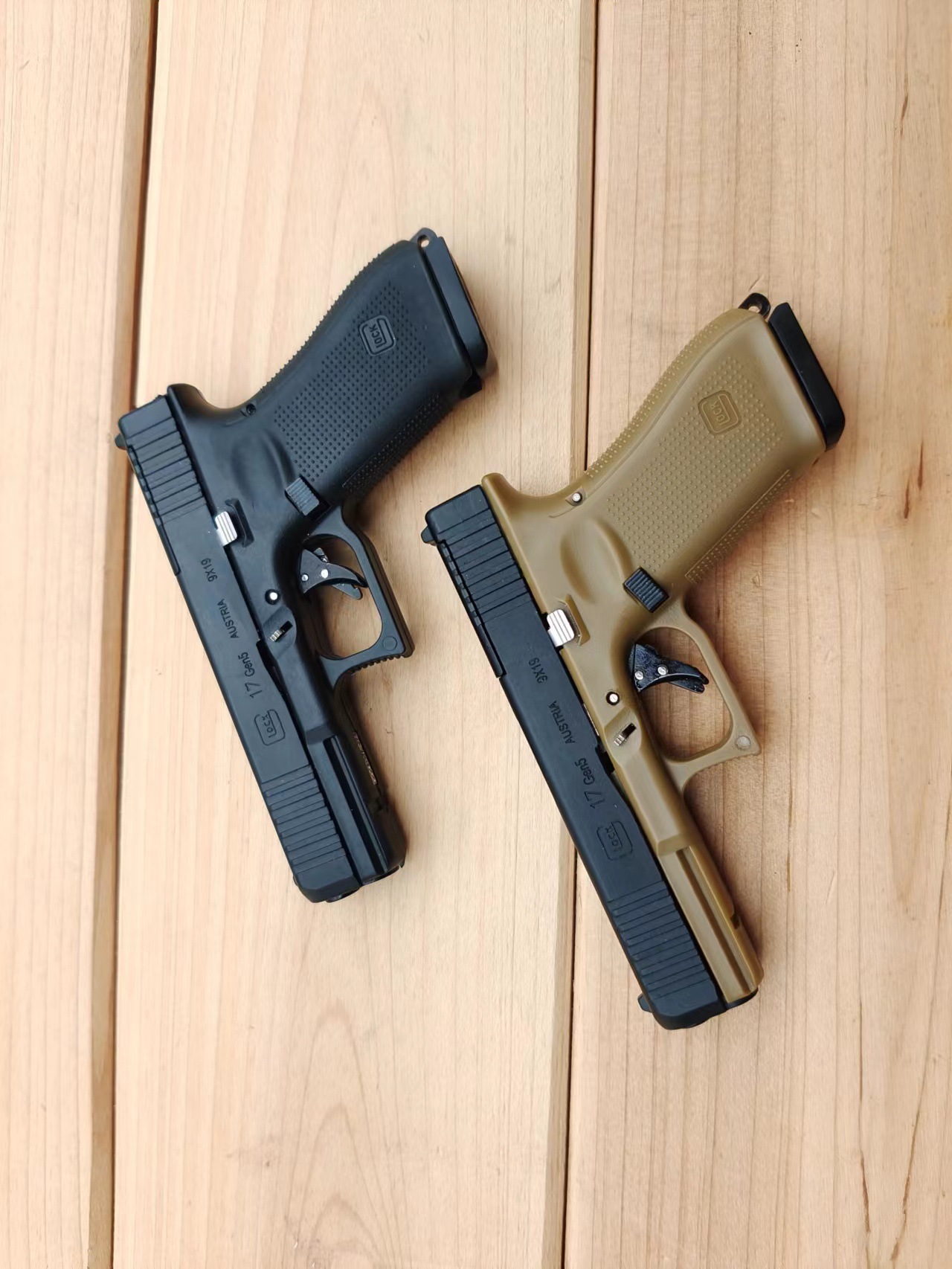 Fifth generation G17 black sand color 6.jpg