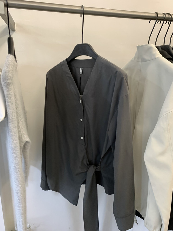 【MISS密思家正品店】极简气质V领排扣侧边系带衬衫女装W691|undefined