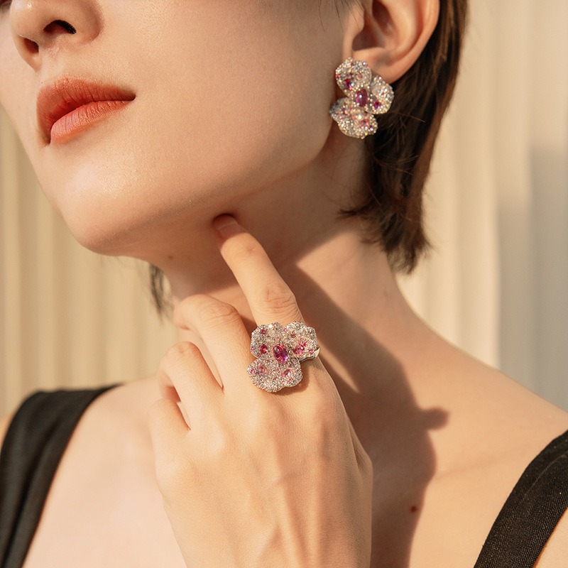 Spring New Entry Luxury Elegant Three-dimensional Synthetic Red Corundum Ring 925 Sterling Silver Gold Plated Butterfly Flower Finger Ring Wholesale