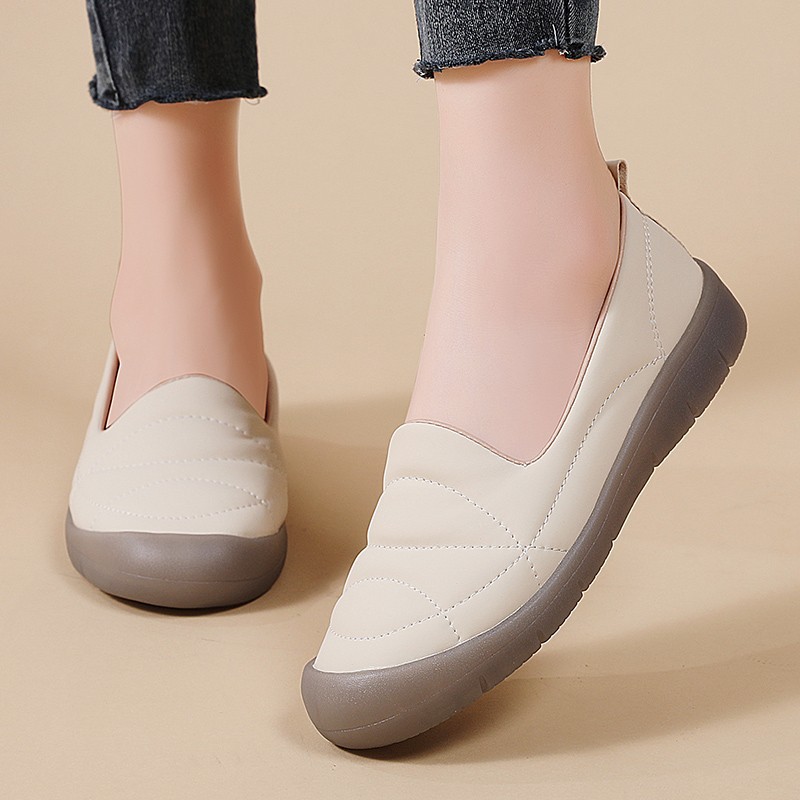Fashionable classic retro casual breathable sports white sneakers…