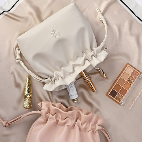 Lazy Person Makeup Bag for Women Portable Large Capacity Travel Storage Bag Drawstring Closure PU Leather Skincare Toiletry Bag