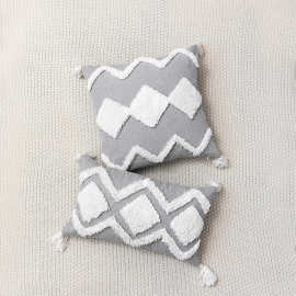 跨境专供印度风几何菱簇绒刺绣抱枕套 北欧样板间沙发靠垫套