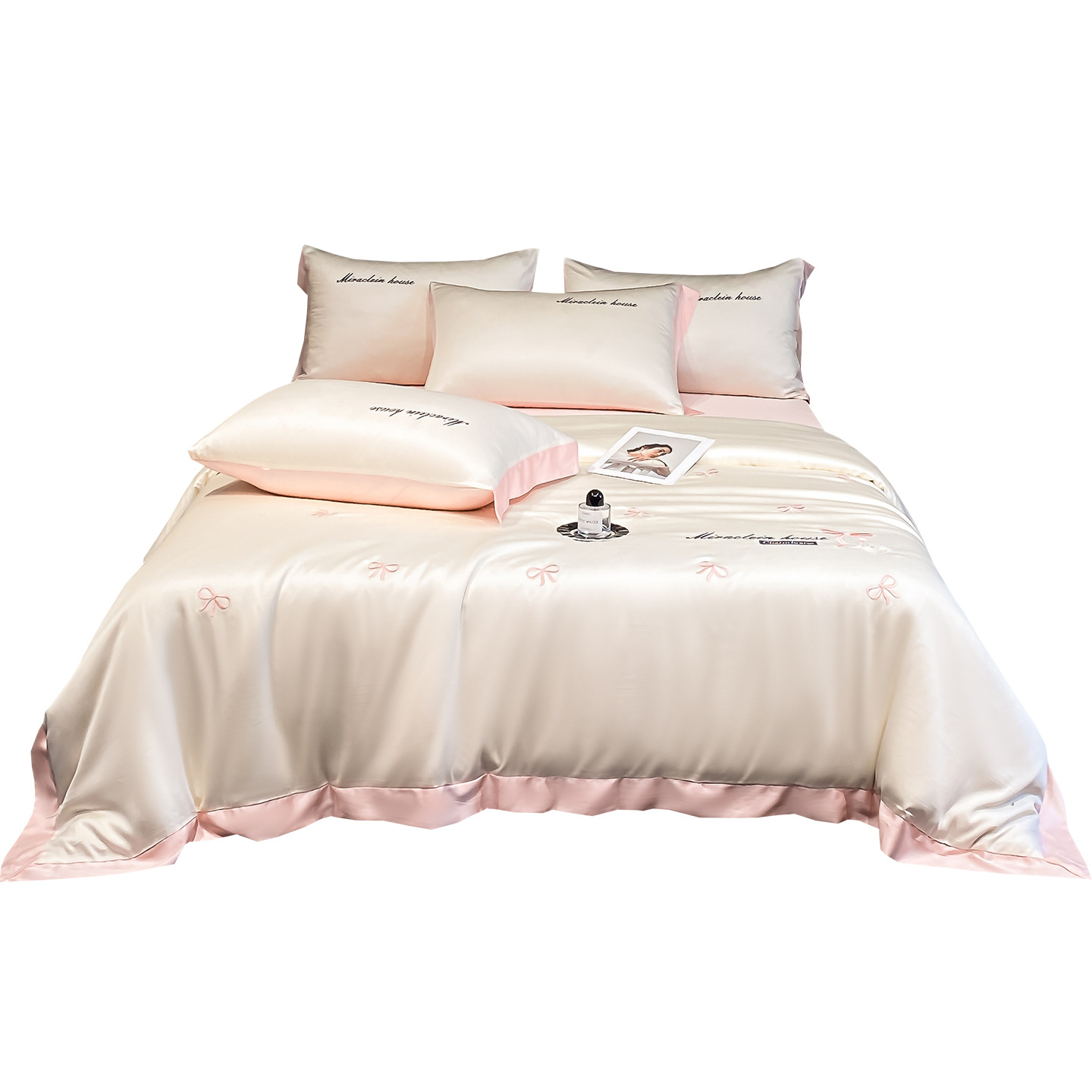 Luxury Embroidered Four Piece Ice Silk Bedding Set For Summer_voghion.com