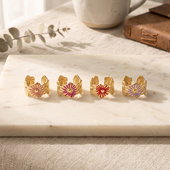 TENA Europa y los Estados Unidos acero inoxidable transfronterizo margarita estilo francés lujo ligero de alto nivel sensación anillo de anillo de mano femenina lote de joyas de mano