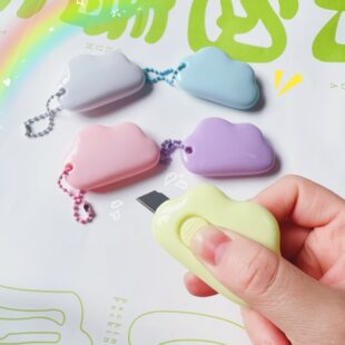 New flower courier packaging boxer cartoon disassembly bag knife cute girl knife hand accounts cute paper knife wholesale