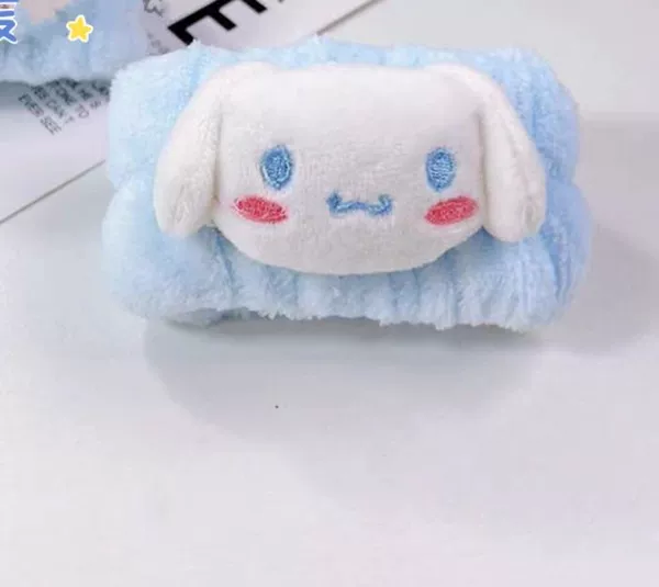 Синий (Cinnamoroll)