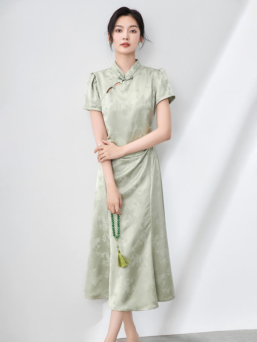Đầm maxi nữ thắt eo phong cách sườn xám cổ điển, họa tiết phù điêu jacquard phương Đông — Màu xanh lá