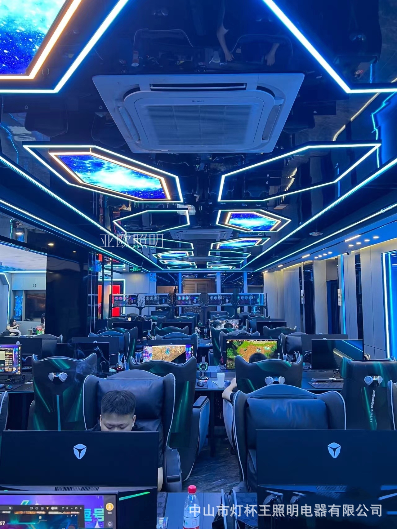 Acrílico modelado lámpara de vela de deportes electrónicos de internet café módulo de forma extraña lámpara billar ciudad de juegos sala de juegos gimnasio atmósfera lámpara