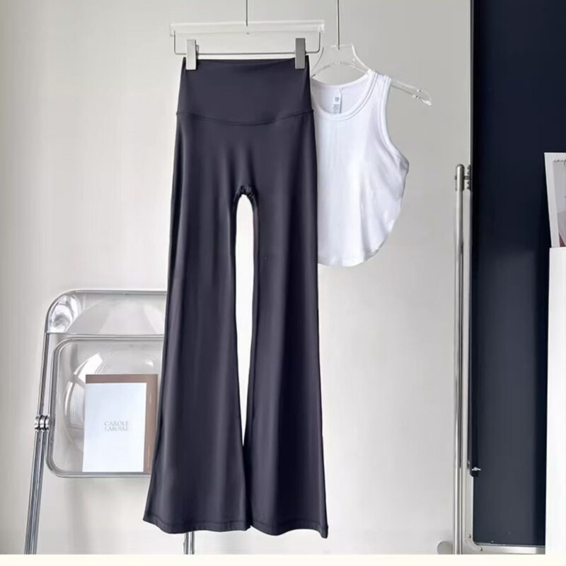 Flared yoga pants for women, high-waisted, hip-lifting, plus size, for plus-size women, sports and fitness wear, Pilates wide-leg pants, slightly flared pants for outerwear Flared yoga pants for women, high-waisted, hip-lifting, plus size, for plus-size women, sports and fitness wear, Pilates wide-leg pants, slightly flared pants for outerwear