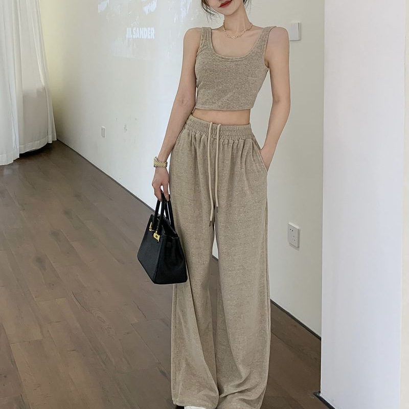 Autumn Lazy Pure Desire Short Style with Naked Navel for Slimming Tank Top, High Waist, Hanging Wide Leg Pants,_voghion.com