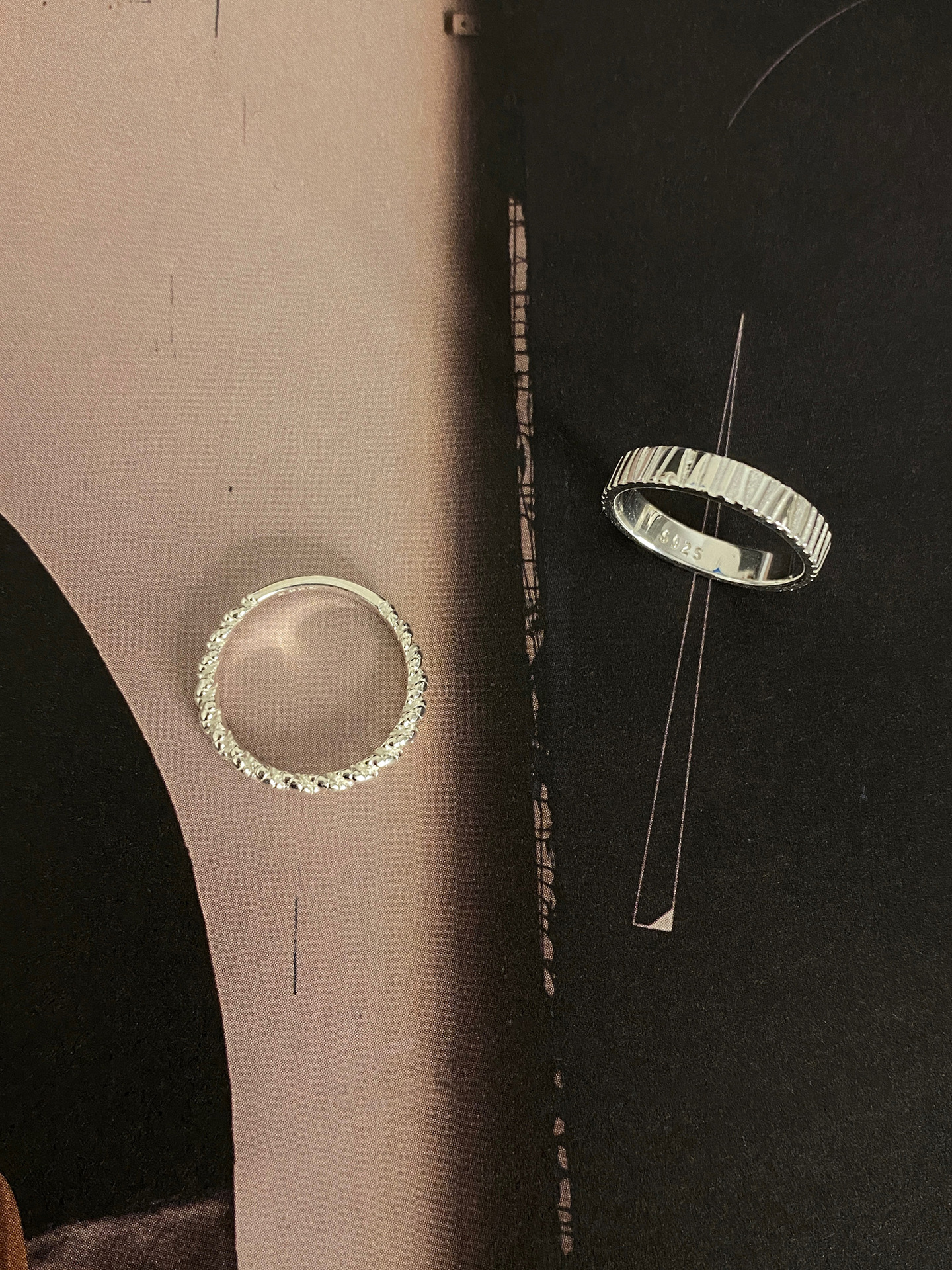 Collezione completa in argento Sterling martellato fatto a mano, design di nicchia, stile versatile, unisex._voghion.com