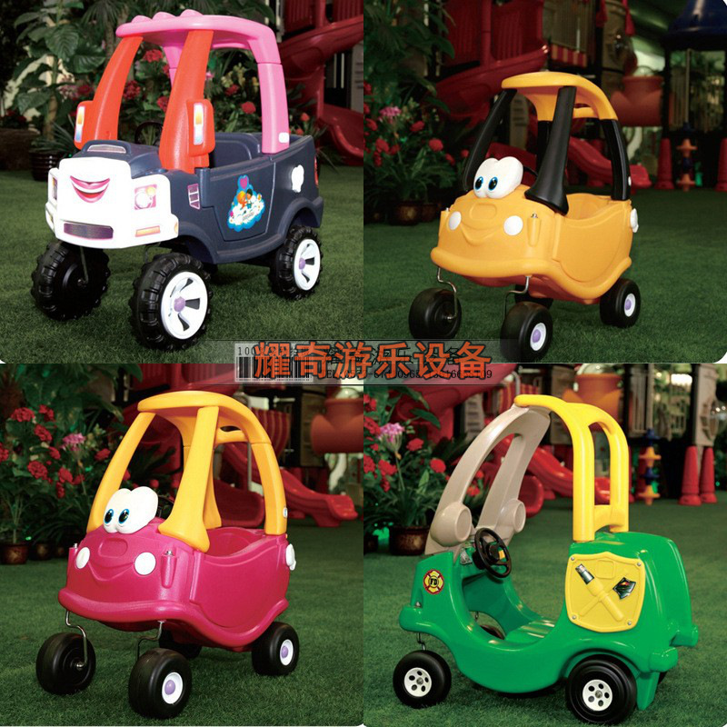 Plastic large-size Walker. Early Education kindergarten stroller exercise bike children's game car four-wheel small saloon car