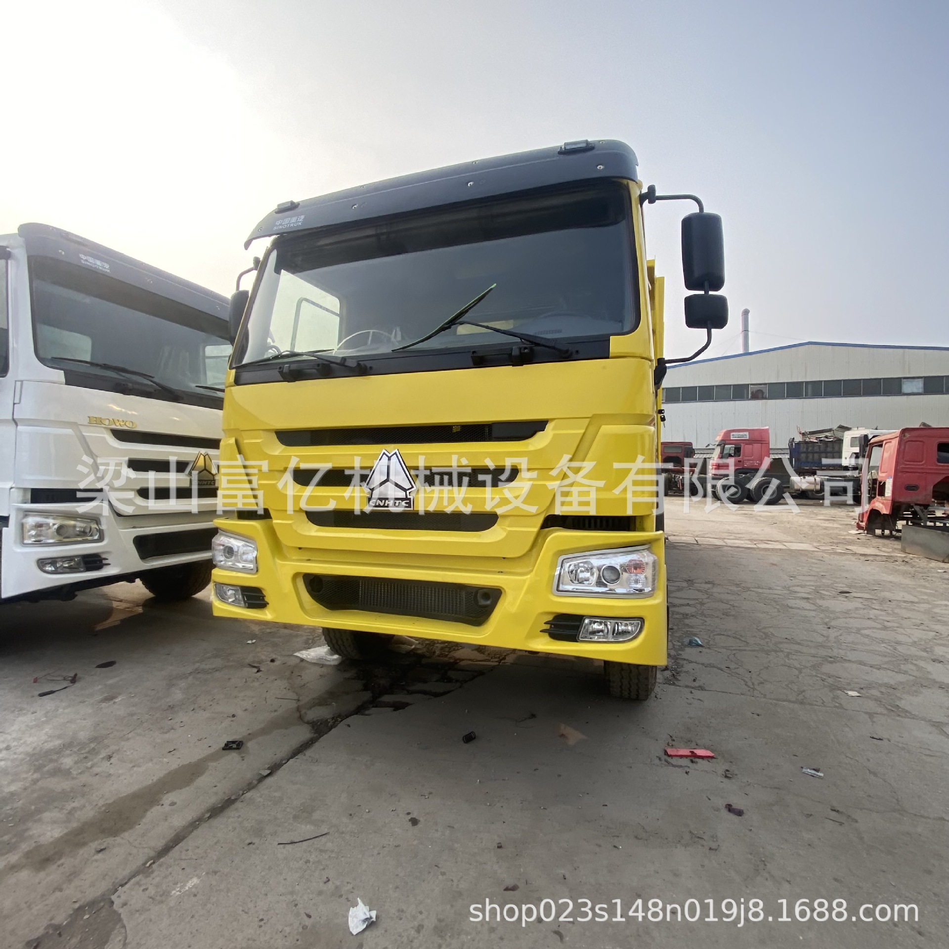 Foreign Trade Sales of China Heavy Truck Howo Tx, Four-Wheel Drive and Eight-Wheel Drive Dump Trucks, New Stock Vehicles, Used and Refurbished Vehicles