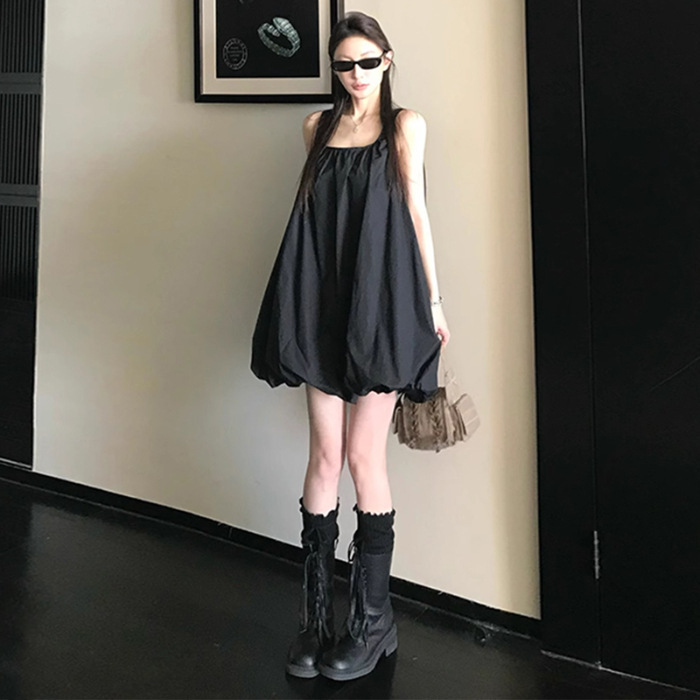 シンプルな花のつぼみのベストのスカートの女性の2025年の夏の新型の洋気のファッションはゆったりしています。|undefined