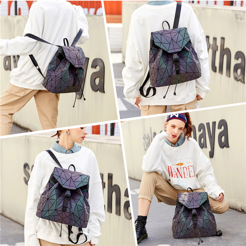 Dreiteiliger leuchtender, faltbarer, reflektierender geometrischer Rucksack mit Diamantgitter, bunt_voghion.com