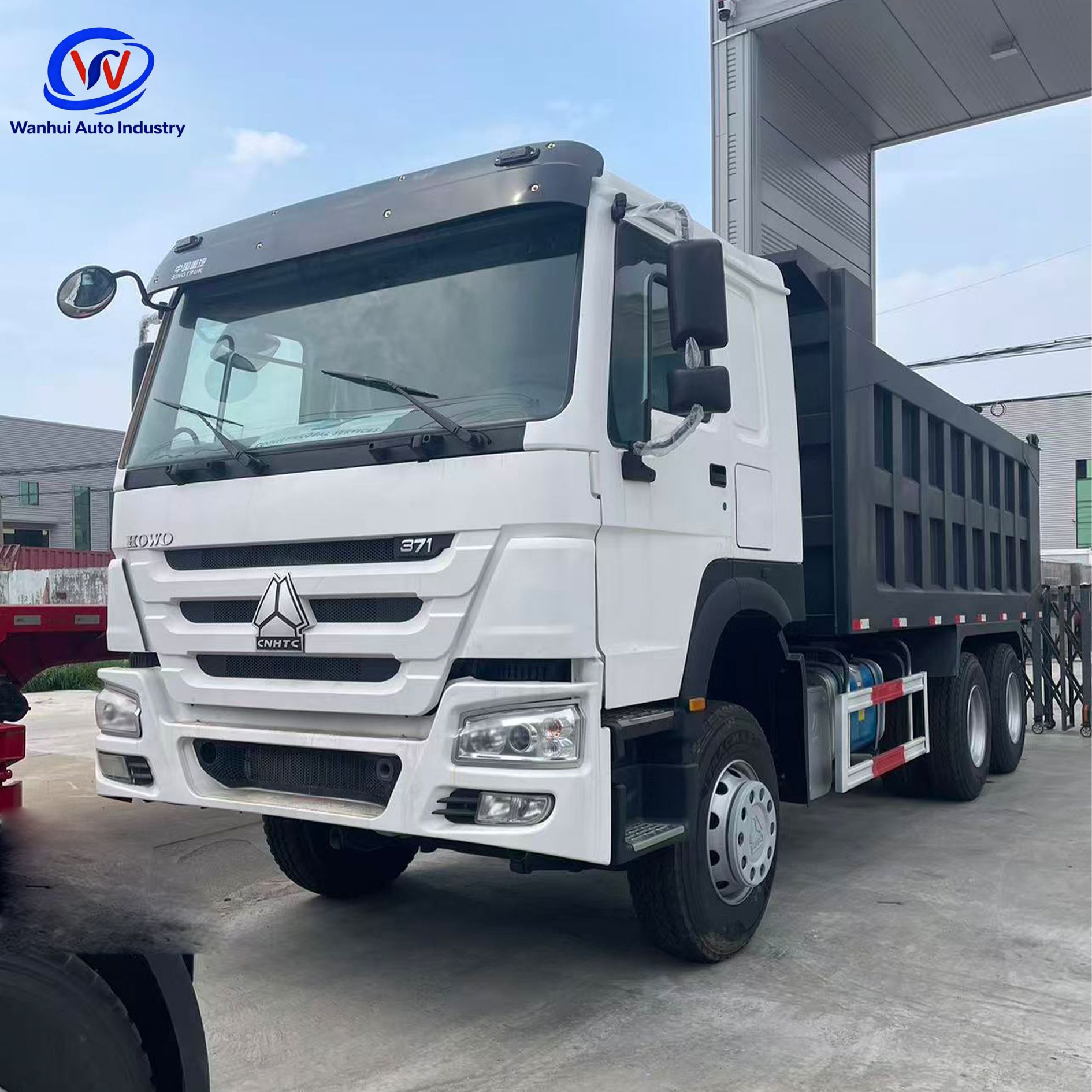 Howo 6*4 rear eight-wheel dump truck for transporting soil, high-power engineering dump truck exported to Africa