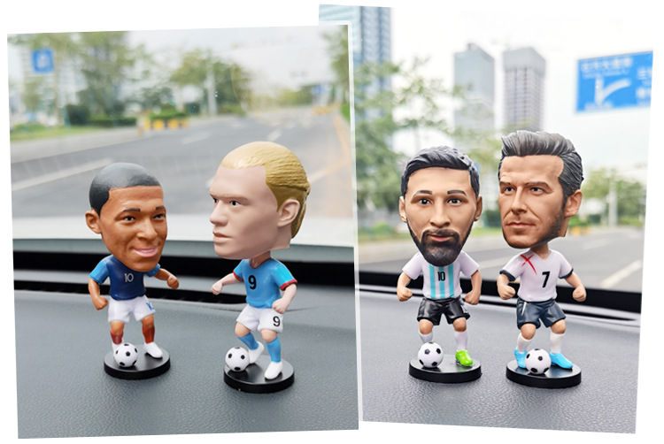 World Cup Football Star Figurines Car Ornaments Gifts for Boys Cristiano Ronaldo Haaland Spring-Loaded Bobblehead Dolls