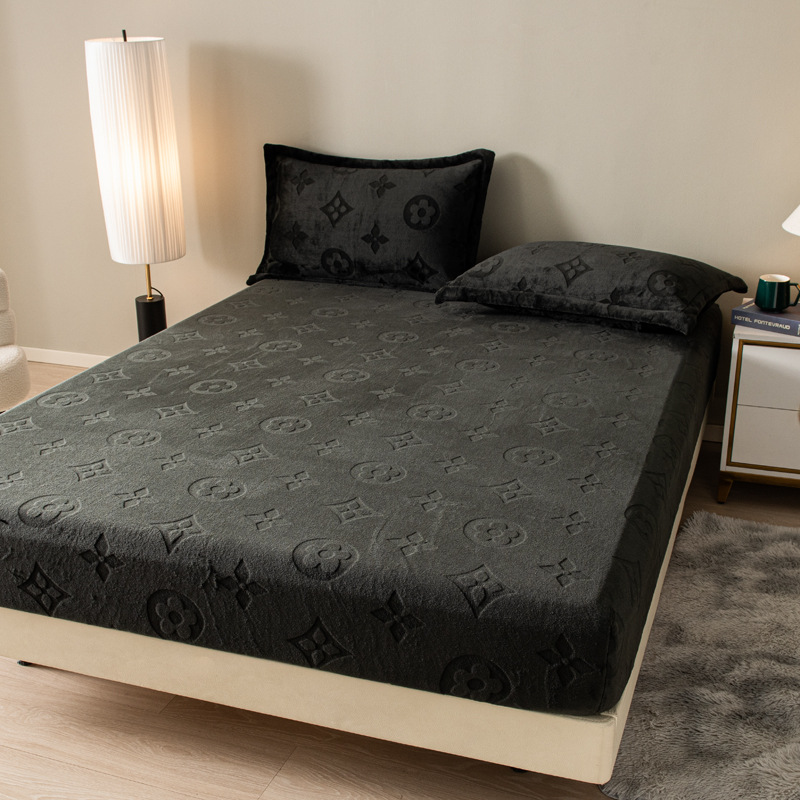Winter Cut Flower Aiwei Milk Velvet Bed Sheet Single Piece Thickeneded Bed Cover Mattress Protector Cover Fleece-Lined Anti-Slip Bed Bed Sheets Cover