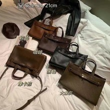 ��Ʒ�|2024�¿��i���K�����ƤŮ���^��ţƤ�μ�б������P����