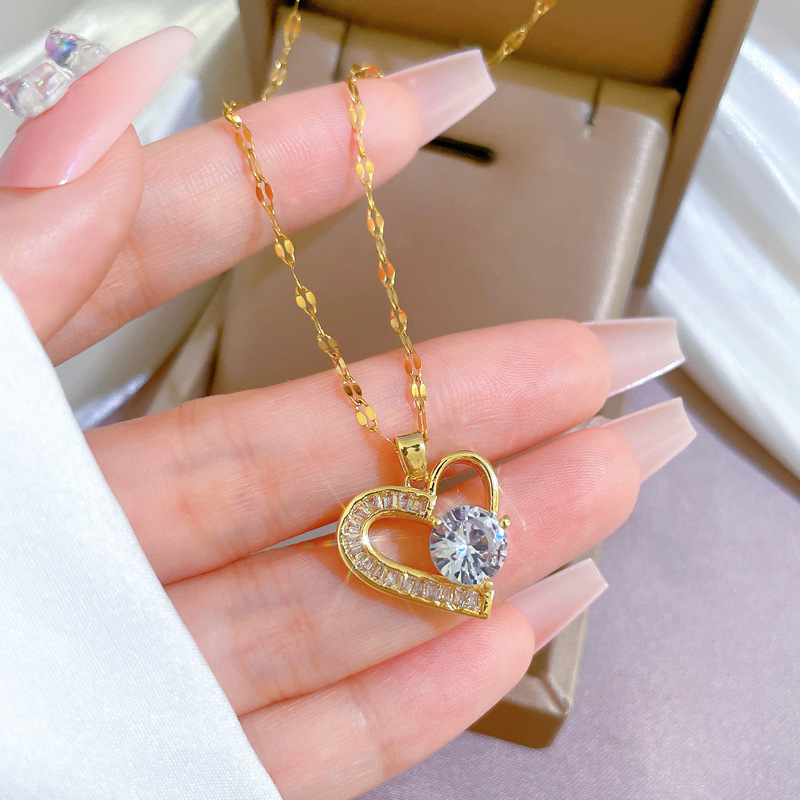 Collar con corazón lujoso chapado en oro para mujer cadena_voghion.com