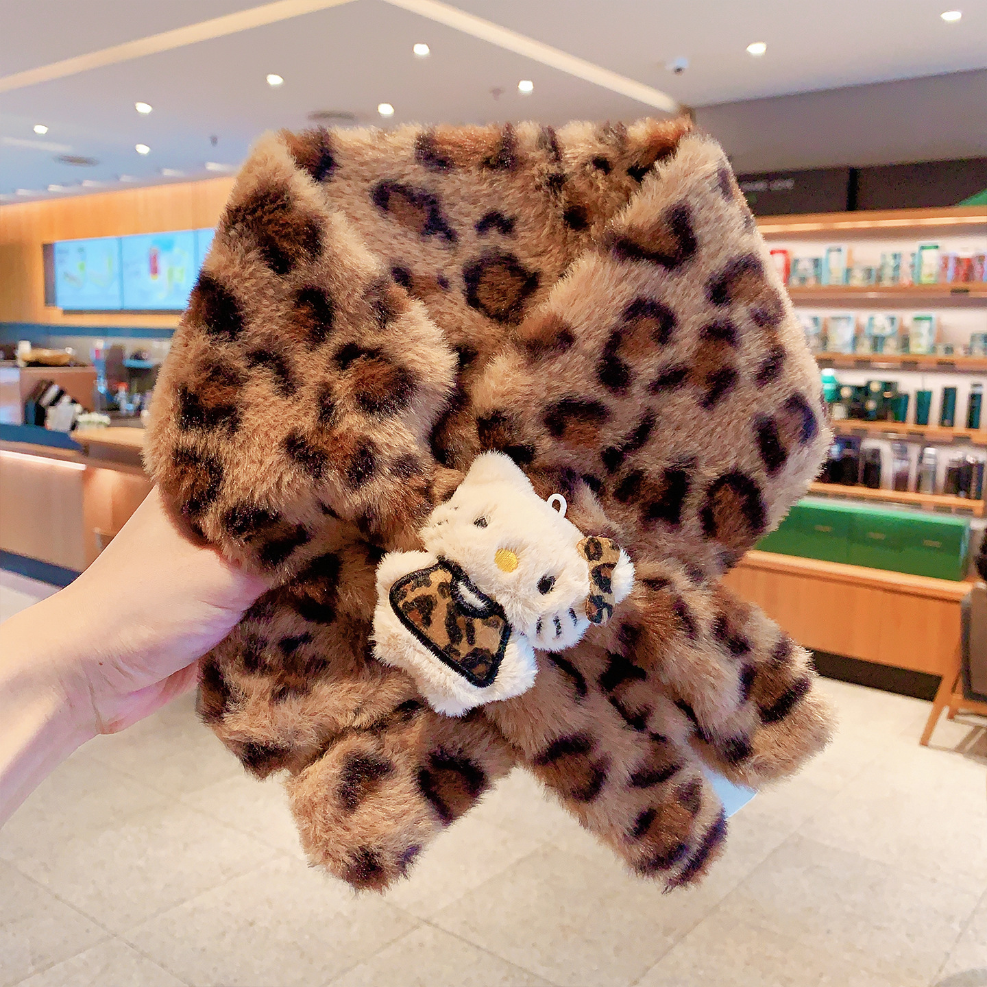 표범 무늬 키티 스카프