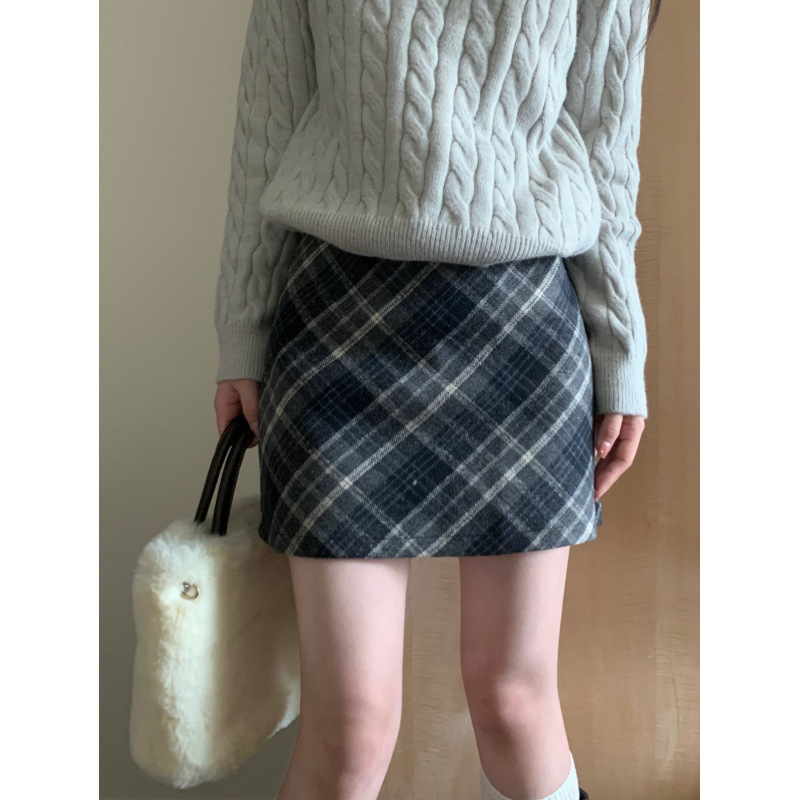 短款毛呢半身裙女春秋2025新款高腰显瘦a字短裙小个子格子包臀裙