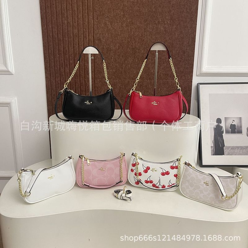 Cross-Border Foreign Trade Koujia New Underarm Bag Fashionable Versatile Shoulder Bag Daily Handbag Casual Commuting Underarm Bag Cross-Border Foreign Trade Koujia New Underarm Bag Fashionable Versatile Shoulder Bag Daily Handbag Casual Commuting Underarm Bag
