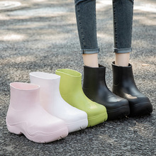 雨鞋女夏2022新款糖果色时尚防水防滑雨靴网红同款短筒靴厚底水鞋