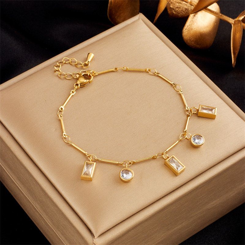 10g Weight PVD Coated Gold Plating Process 18K Real Gold Plated Plating Material 304 Stainless Steel Pendant Material Elegant Simple Style Korean Style Geometric Titanium Steel Plating Inlay Zircon Bracelets