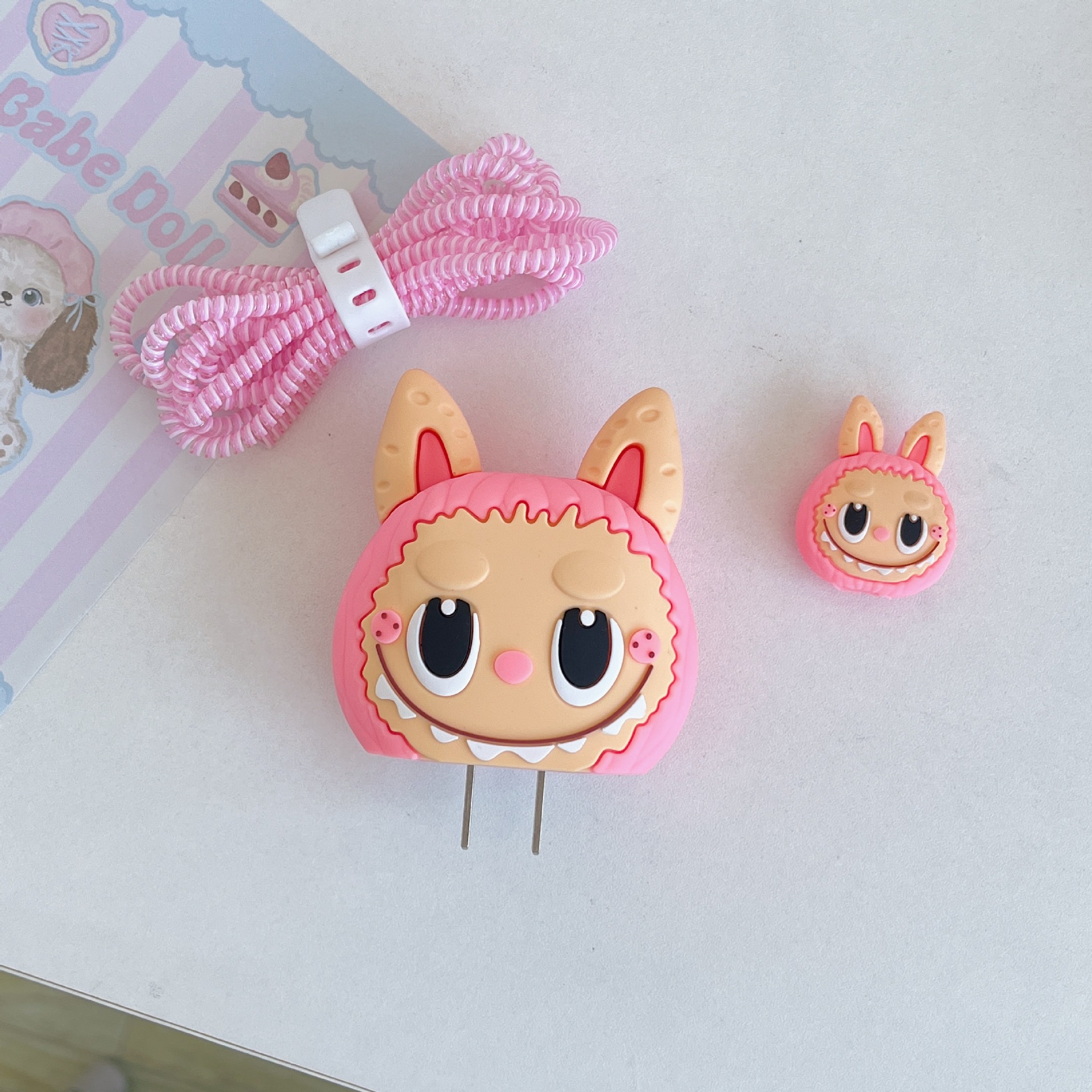 2023 nuevo cargador de dibujos animados cubierta protectora adecuada para Apple carga rápida cabeza 18/20W estándar europeo estándar americano aplicable