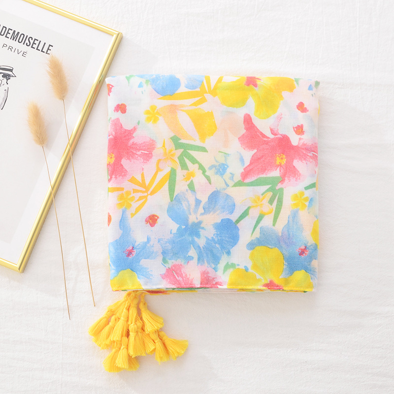 Primavera impresa bufanda de seda de las mujeres de color brillante todo fósforo protector solar chal hojas amarillas flor espiga algodón y lino sensación bufanda