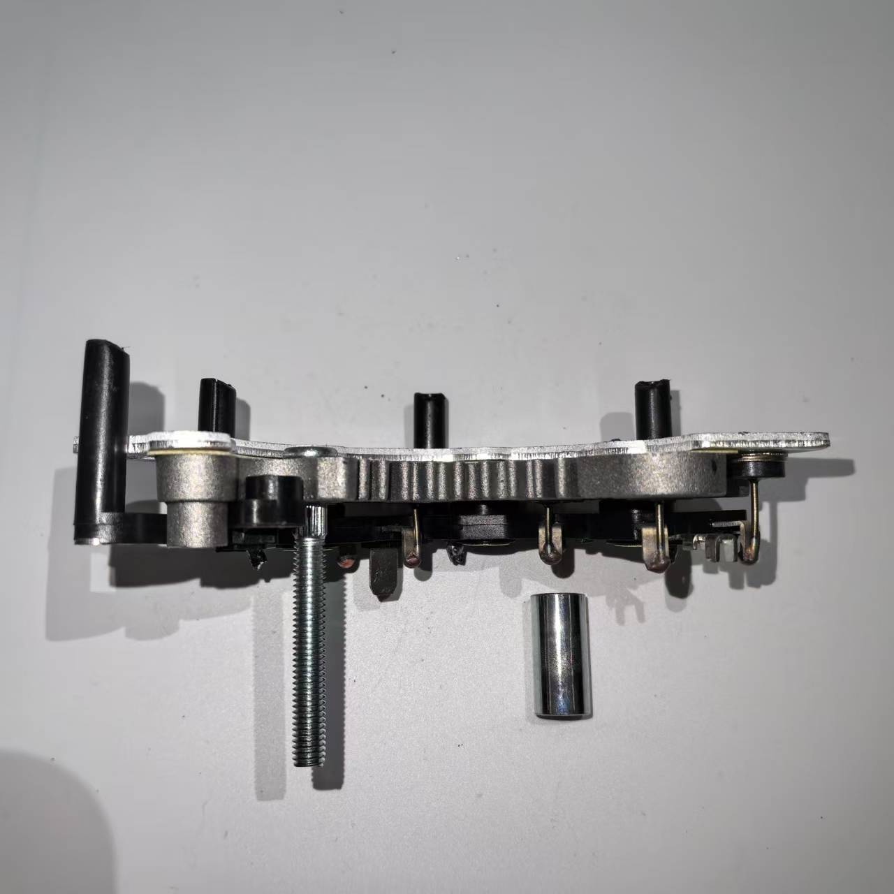 Shuangqiao 2707 Diode Rectifier Bridge Car Generator Rectifier Suitable for Dongfeng Warrior 2707 Tianlong High Efficiency