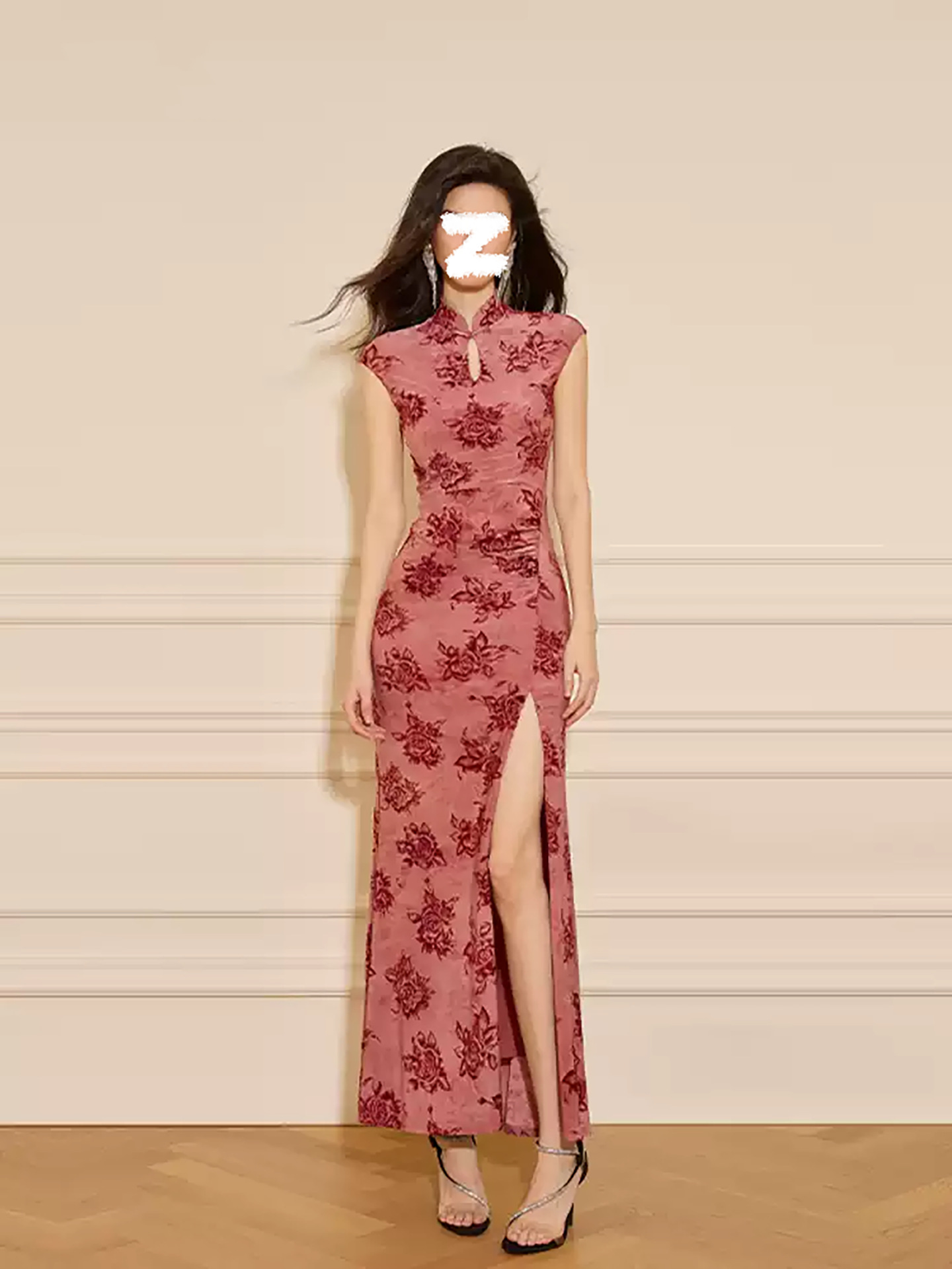 Đầm maxi nữ phong cách cổ điển Hồng Kông – thiết kế cổ đứng, tà xẻ, ôm eo — Hồng nhạt chi tiết 1