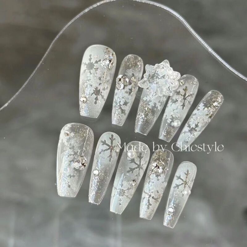 Ins Pure Handmade Heavy-Duty Christmas Wear Snowflake Manicure High-End Elegant Atmosphere Detachable Daughter