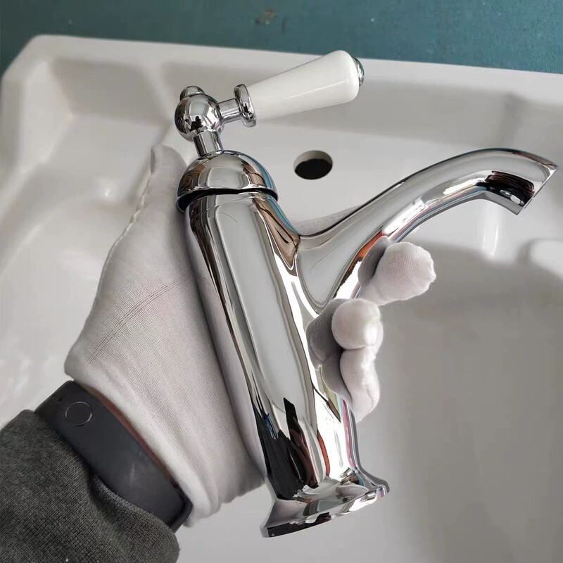 German all-copper retro faucet wash basin ceramic handle basin faucet basin faucet hot and cold single hole faucet German all-copper retro faucet wash basin ceramic handle basin faucet basin faucet hot and cold single hole faucet