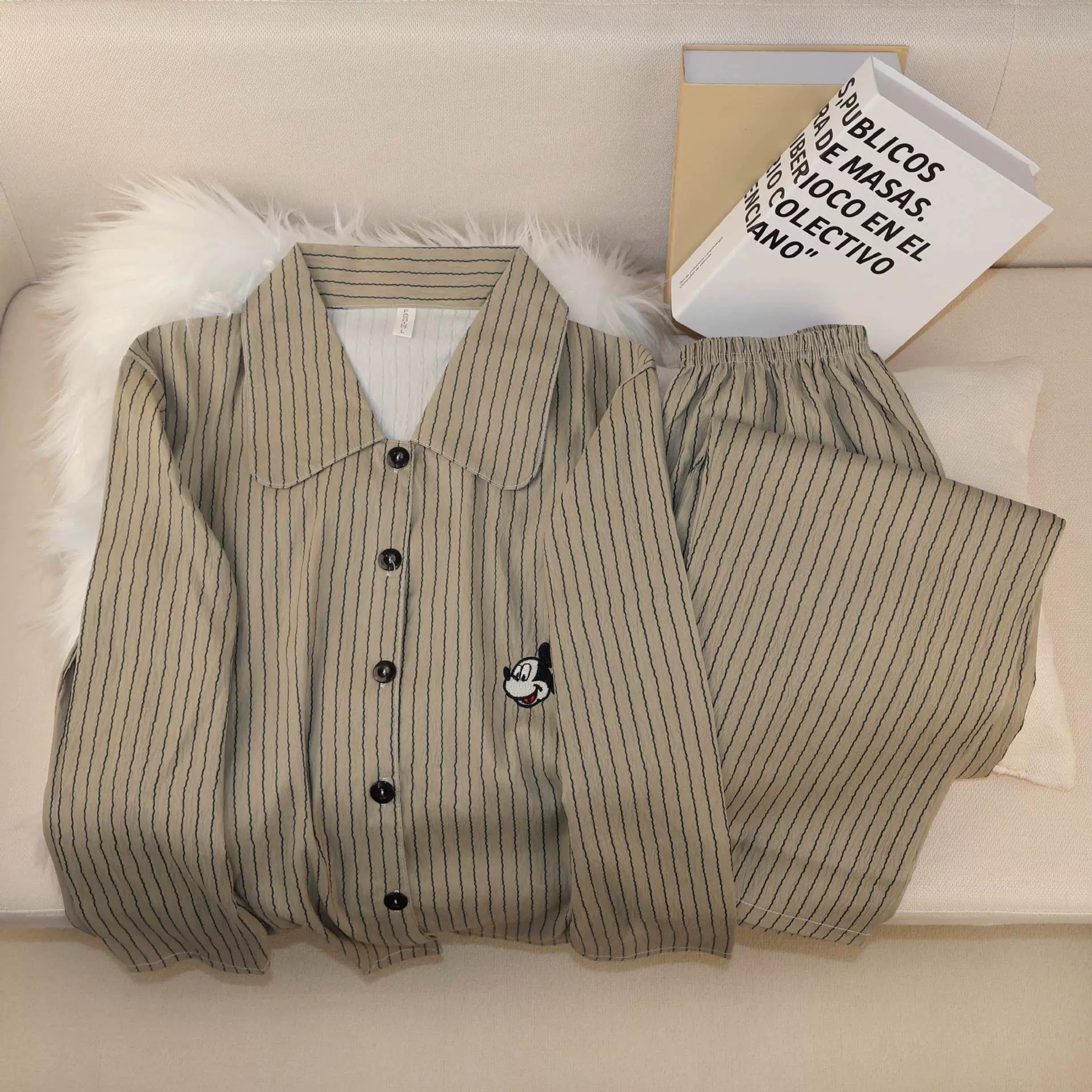 新款春秋季云朵棉翻领开衫简约条纹米奇长袖长裤家居服套装批发