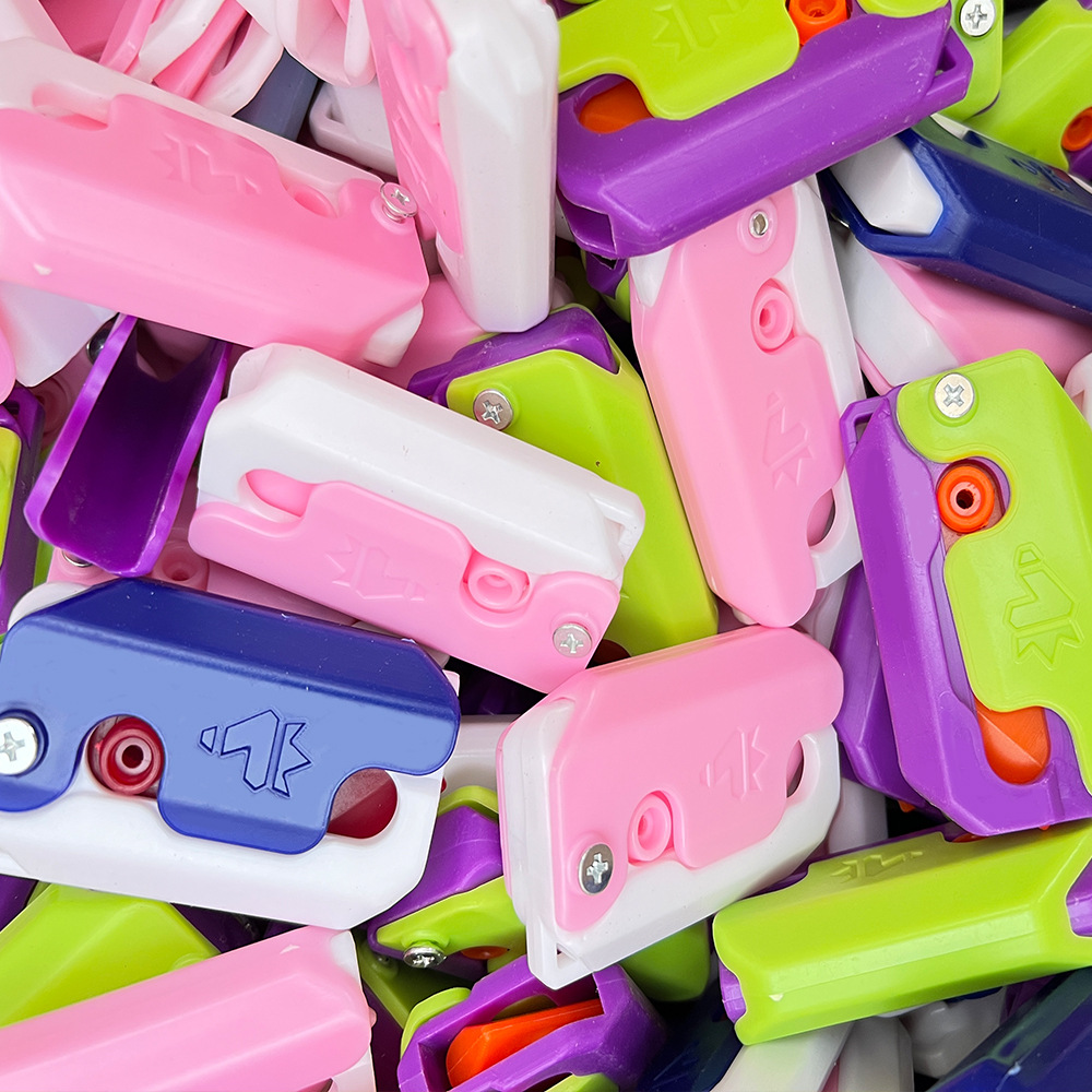 Venta al por mayor popular en línea de juguete de celebridad flash cuchillo de rábano 3D gravedad plástico hoja de descompresión juguete luminoso desnudo desgaste anti-ansiedad