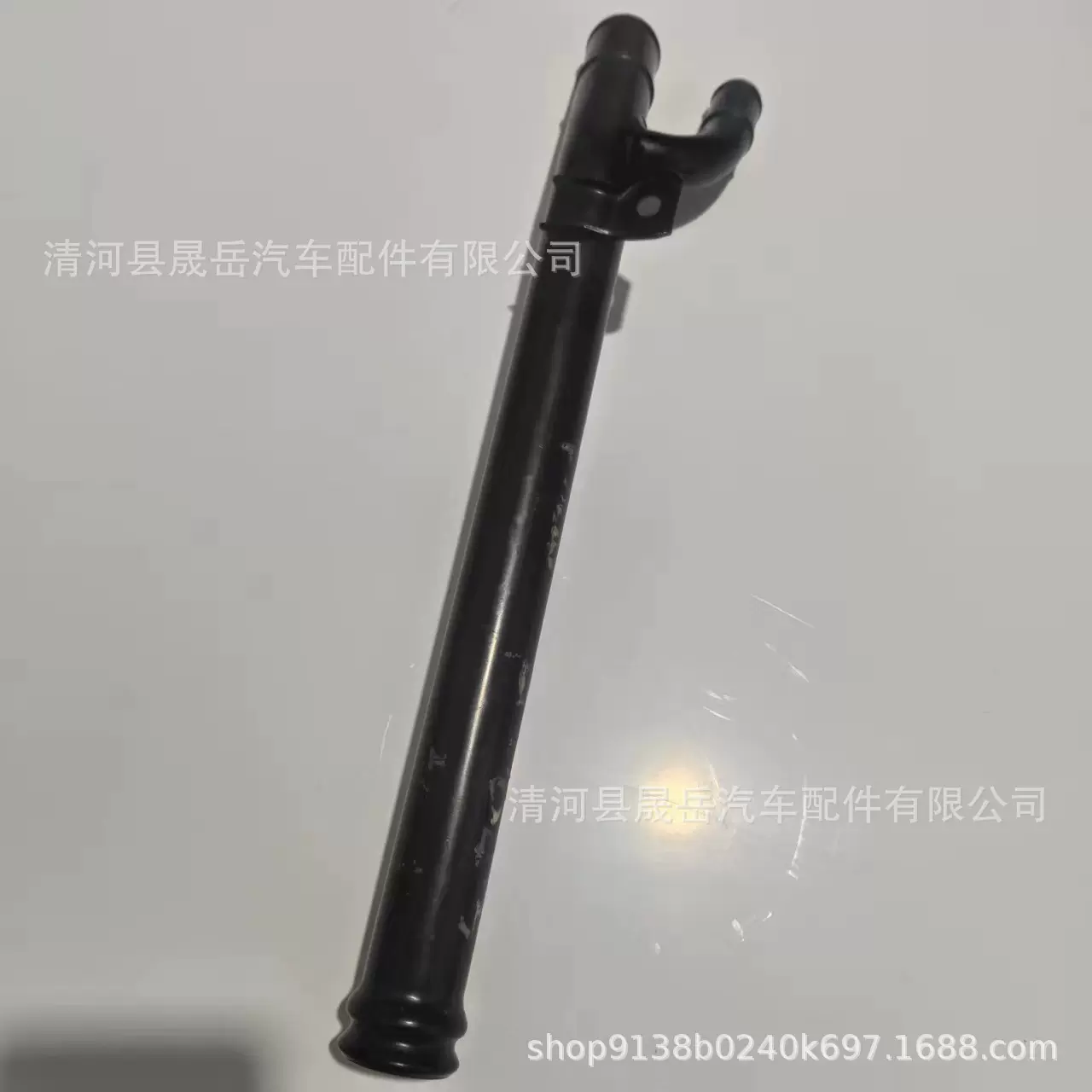 汽车金属冷却水管铝制铁水管汽车水箱管路7700869985车用