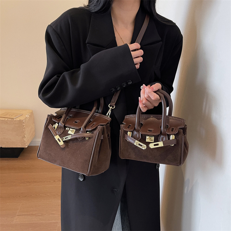 Nuova borsa a tracolla retrò di grande successo, alla moda e versatile, borsa a tracolla singola di alta qualità, piccola e popolare borsa in platino da donna._voghion.com